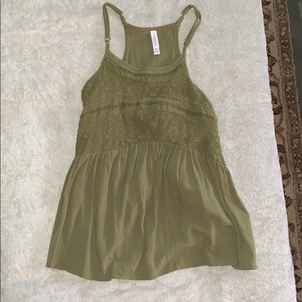 Tank top bundle :)
